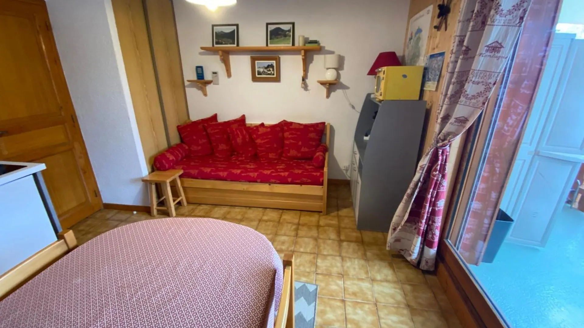 Appartement A 600M Du Telesiege De Petit-Chatel, Multi Pass Offert, Animaux Acceptes Sur Demande. - Fr-1-693-15 0*, Chatel France